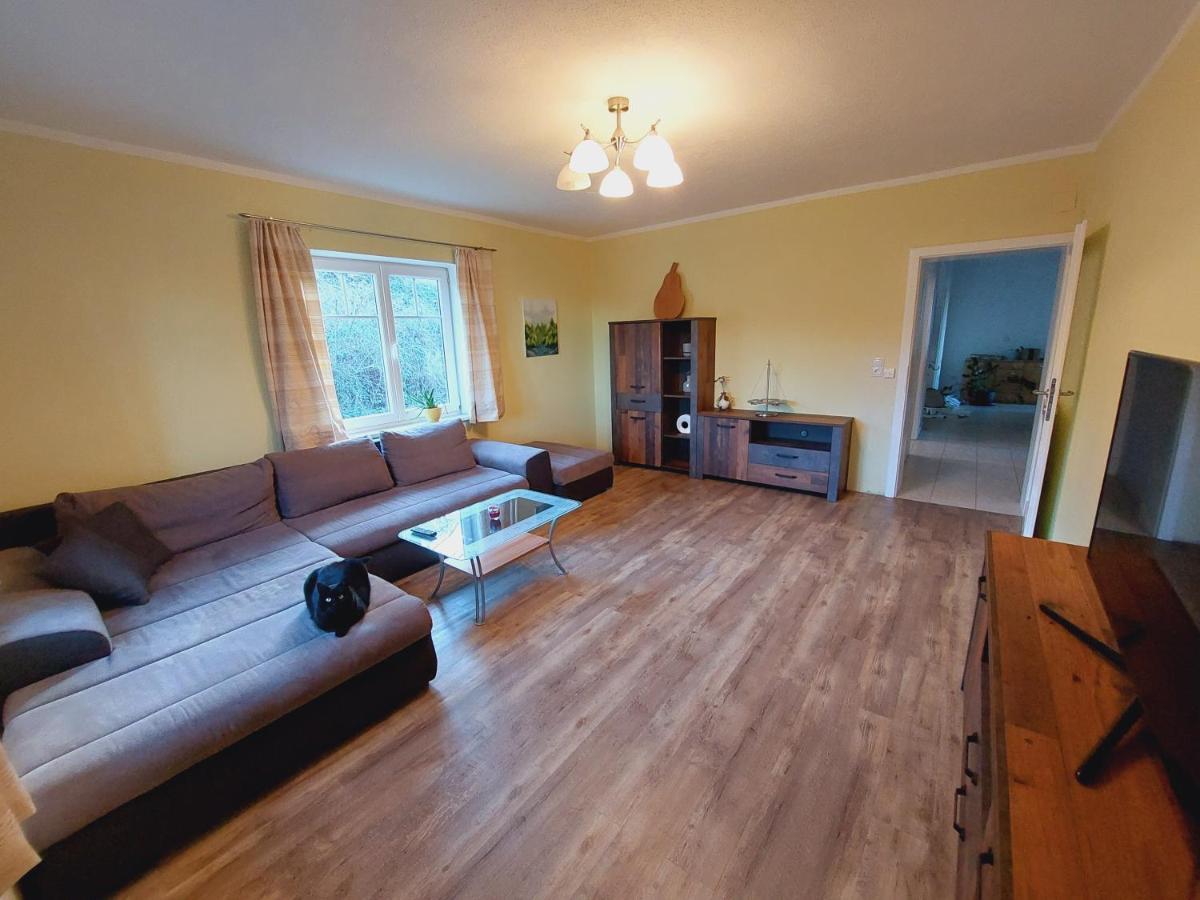 Ferienwohnung Lucy Am Lonitzberg Steinakirchen Am Forst ภายนอก รูปภาพ